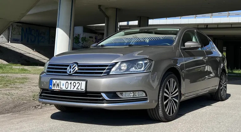 volkswagen Volkswagen Passat cena 42000 przebieg: 240254, rok produkcji 2012 z Warszawa